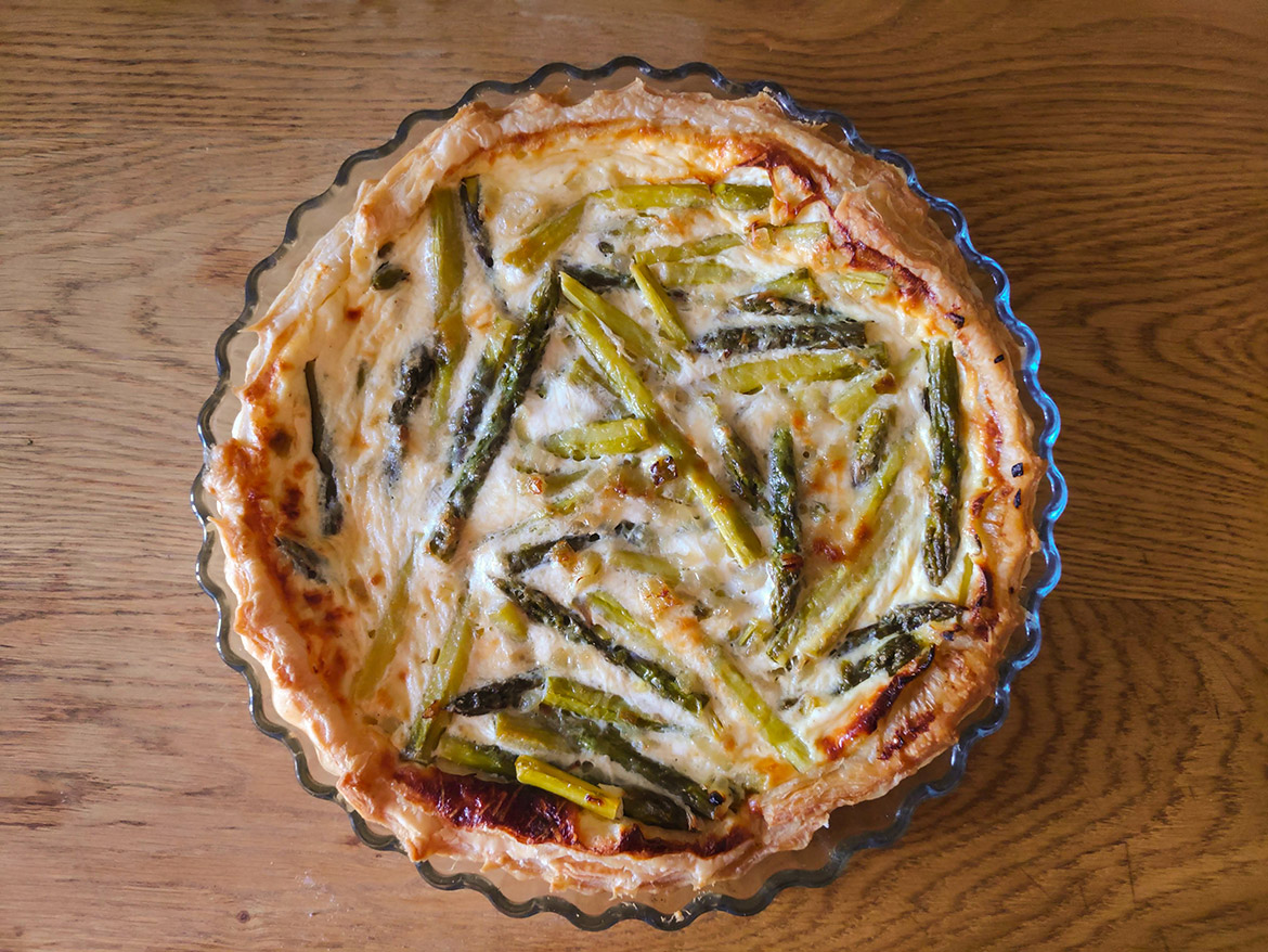 Špargľový quiche (M)